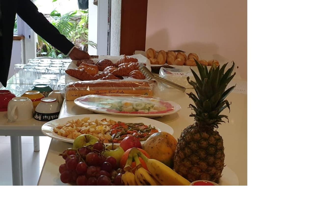 Ecologe Aparthotel Abidjan Buitenkant foto