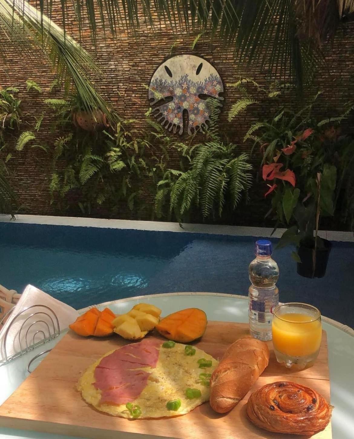 Ecologe Aparthotel Abidjan Buitenkant foto