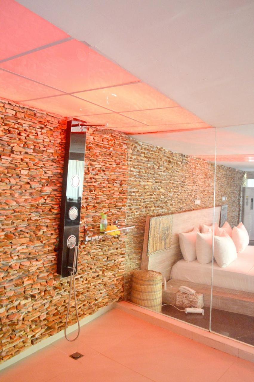Ecologe Aparthotel Abidjan Buitenkant foto